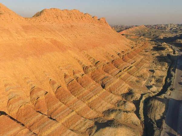 �������й���˿·�ŵ���ϼ��ۡ�