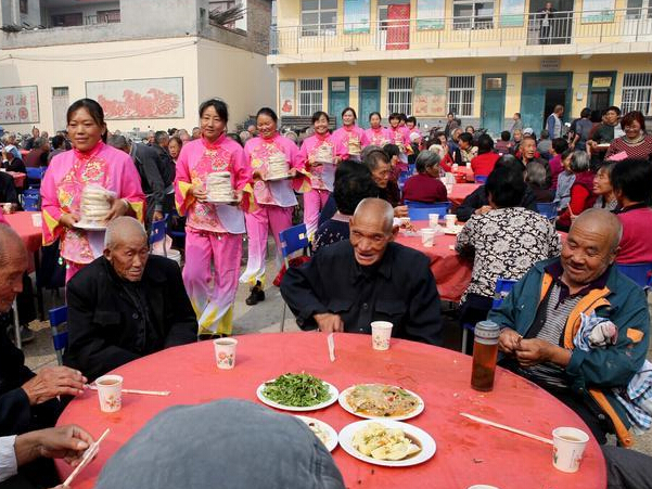 ɽ��һ��ί�����ԷѰڰ����� ����ȫ�����ˡ�