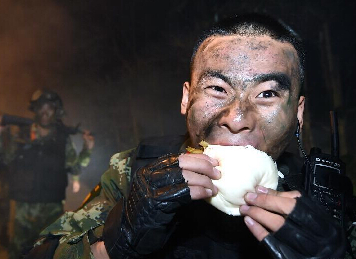 ������ͻ���ӡ�ҹսѵ����