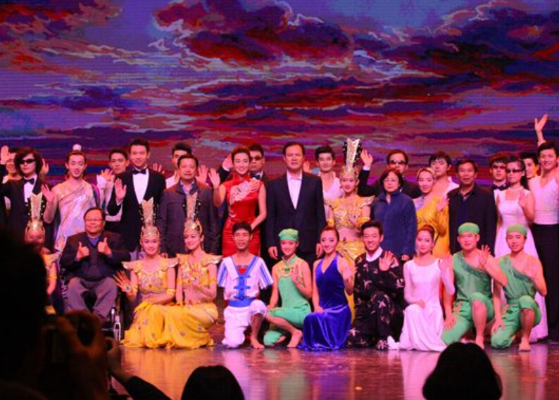 2015�й�����־Ը�ߣ���̩��Ժ�������ݳ������ҵ��Ρ����ݡ�