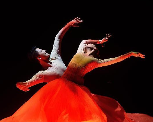 �ִ��赸ʫ���졷�߽����Ҵ��Ժ��