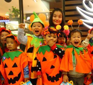 �Ͼ�С���ѻ��������������ˡ�ӭ����ʥ�ڡ�