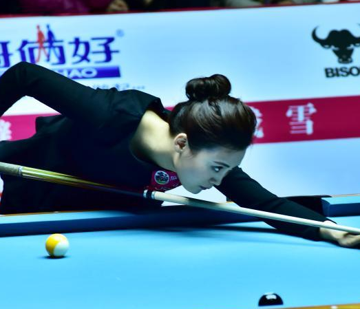 中国九球美女成亚洲首位世锦赛三冠王”