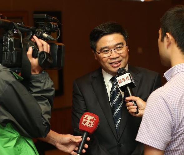 �Ϻ����⳵�ĸﱳ��Ļ�����˼ά���¡�