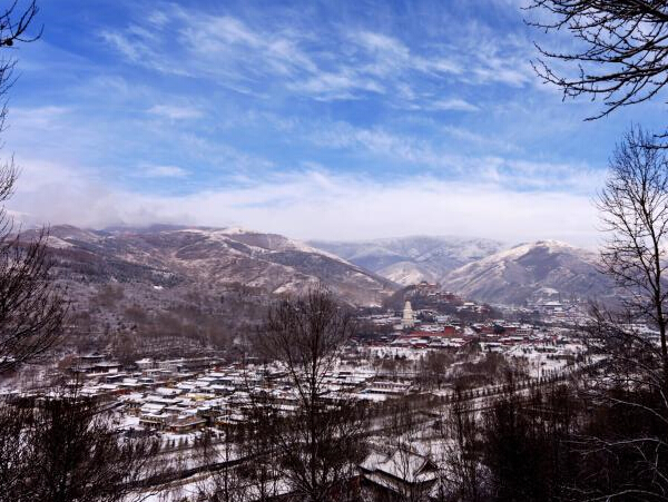 ���ʥ��ɽ����̨ɽѩ�������ɾ���