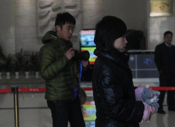 ������Ů���ݰ����� Ů�������껺�⸸ĸѹ����