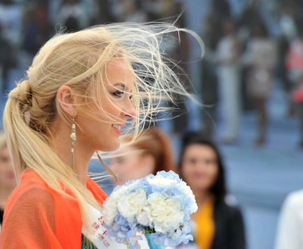 ����С�����ϴ�� չ�֡�����������