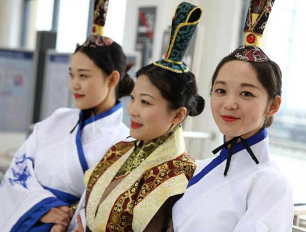 ��������Сվ�ϵġ����´�����