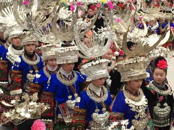 ������ɽ������կ«��ʢ������ա�