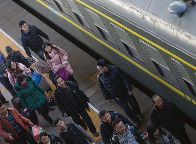 �й���·��ӭ��Ԫ��С���ٿ����߷塱