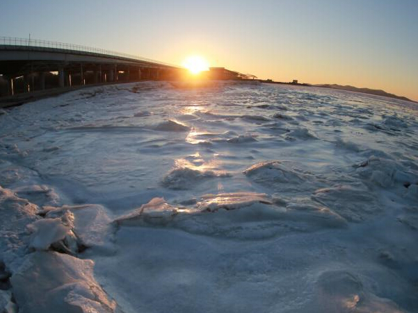 �����󺣽���缫�ر�ԭ��