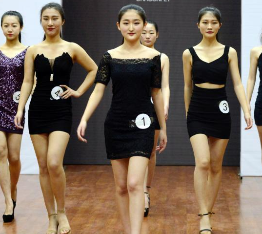 Ͼٰ조ģտ ƴֵ㳤ȡ