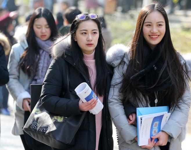 ϾѧԺӭտ߷ ˧Ůࡱ