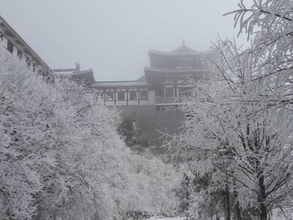 �������ݴ��ɽ�ȶ�������װ��