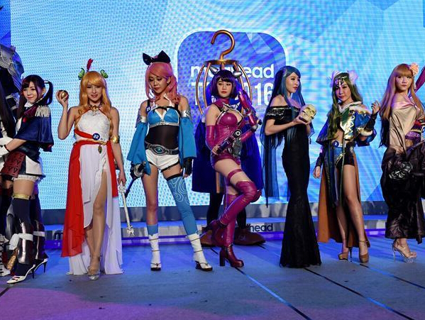 ̨������չ �ٱ�Showgirl���ۡ�