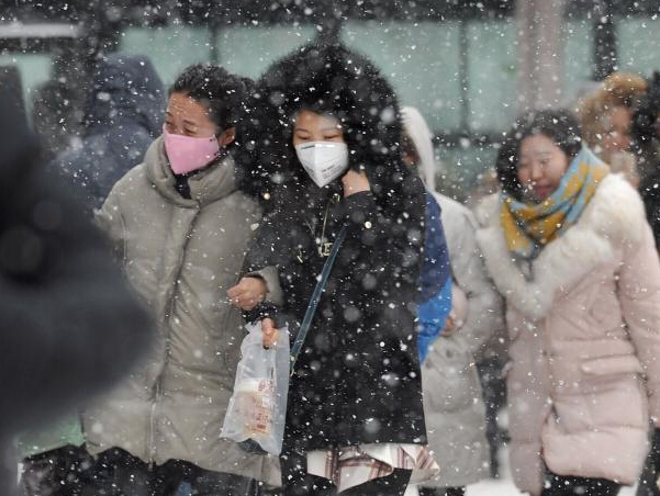 �����ս���ѩ �ֵؽ��³�10�桱