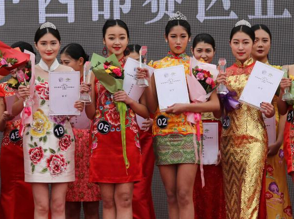 ѡ��ģ��T̨���� �����ഺչ�������Ρ�