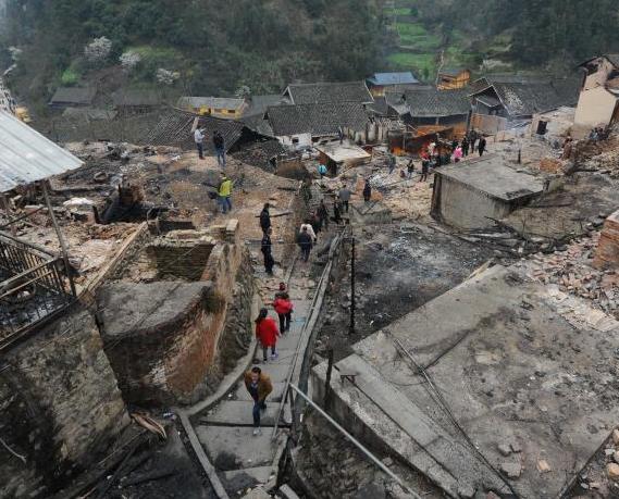 ���ֺ�Ĺ��ݽ�����Ȫ�塱