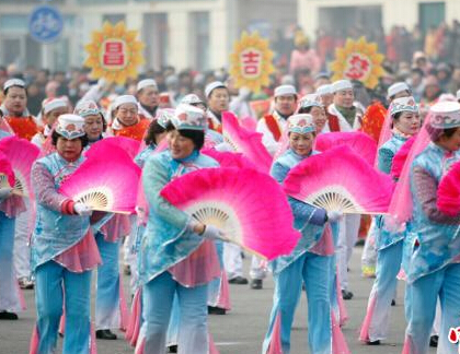 �½���ɽ�ϱ�����Ⱥ��ͬ��Ԫ���ѽڡ�