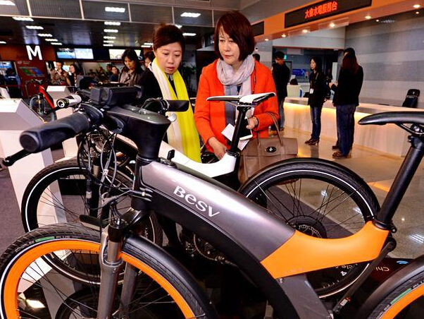 ̨���������г�չ��