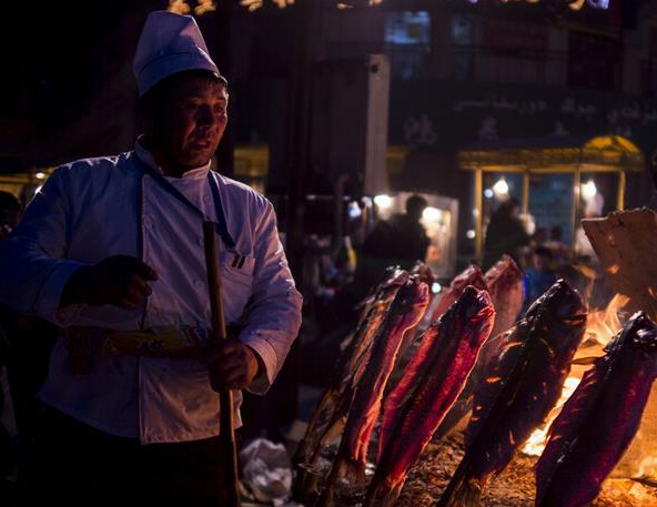 �Ͻ�ҹ��Ʒ��ʳ��