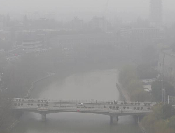 �Ͼ�ӭ������Χ�ǡ���