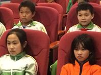 ���������ݵع���ѧУ��̳У����֯ѧ���ۿ���ȫ��������Ƭ��