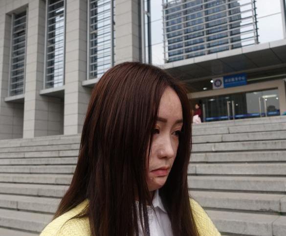 ���Ϸ���Ů���ݰ��������⳥�������һ���180����