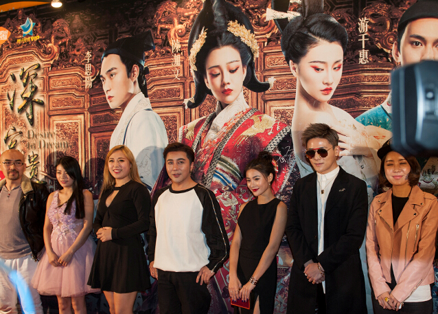 �ײ����������Ӱ������Ρ���ӳ�� Ӣ���������ͽ�ܡ�