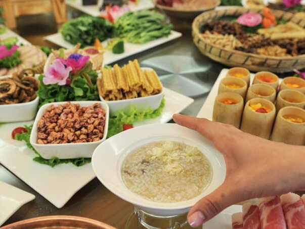 ������ɫ�����硱 10�����ʻ�����͡�