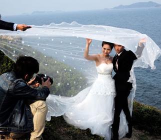 《美人鱼》深圳拍摄基地成游客追星地”