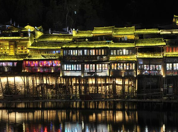 ��˹ųǲʵ�װ����������