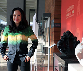 艾敬纽约个展发布会在国博举行”