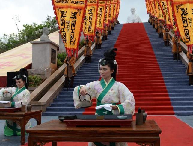 浙江新昌举行大佛龙井茶文化节”