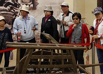 “高雄河北同乡会”游览革命圣地西柏坡”