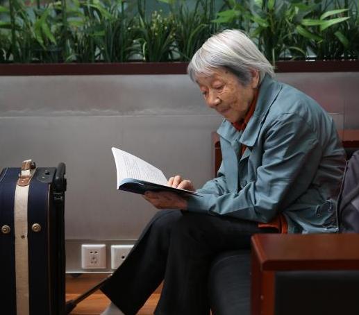 ���������������վ������