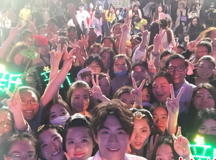 �ָ������ǿռ�Լ���˿����� ��cosplayƴ�ݼ���