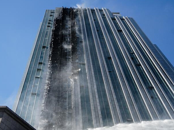 �Ͼ�������һд��¥ʧ��