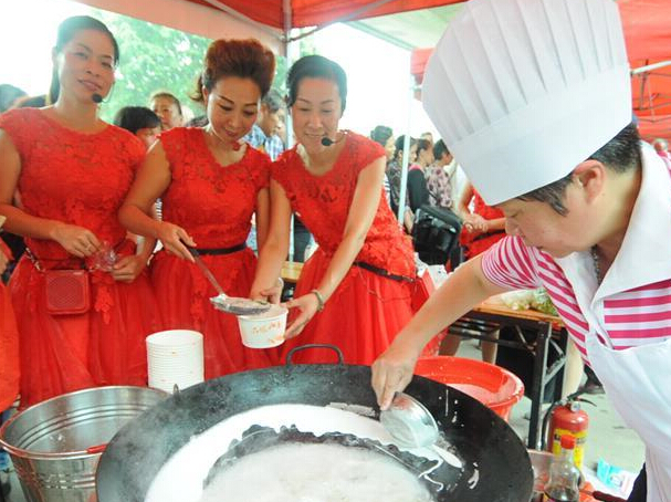 ���ݣ����������ߡ�