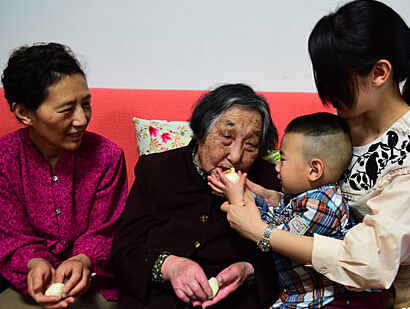 ���������幤Ϊ�������˹�ĸ�׽ڡ�