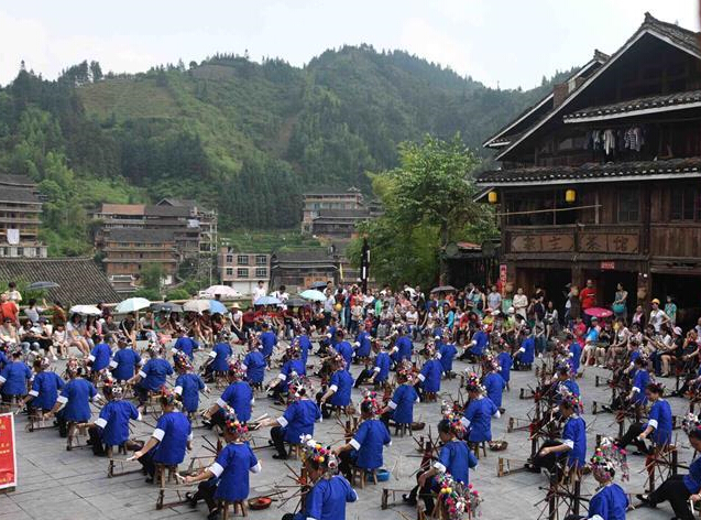 ������������ɫ������˶�կ�Ρ�