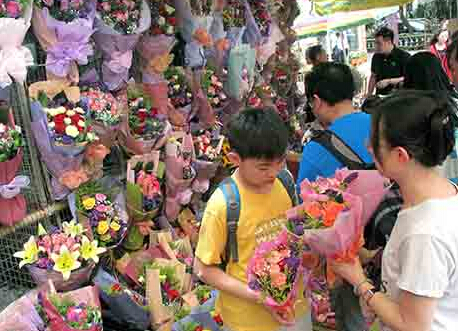 ���ĸ�׽��е�������