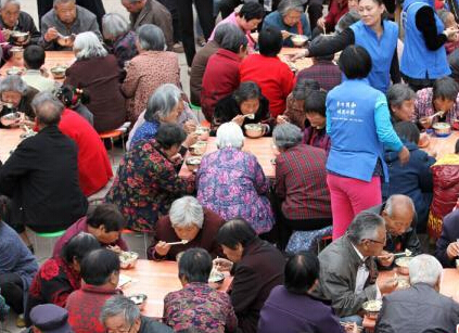 ���ϰ���300��ĸ��ͬ��Т�Ľ��ӡ�