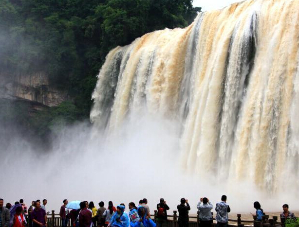 ���ݻƹ������ٲ�����ʮ���������ˮ�ڡ�