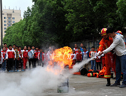 ���������߽�����У԰��