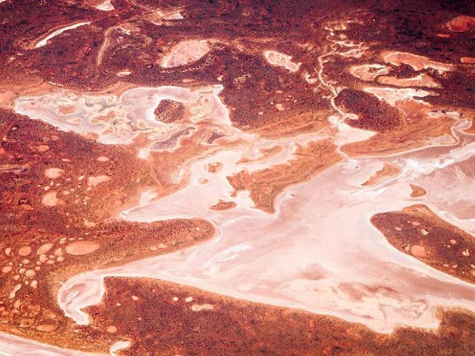 ���İĴ����Ǻ���ɳĮ ������Ƿ�⡱