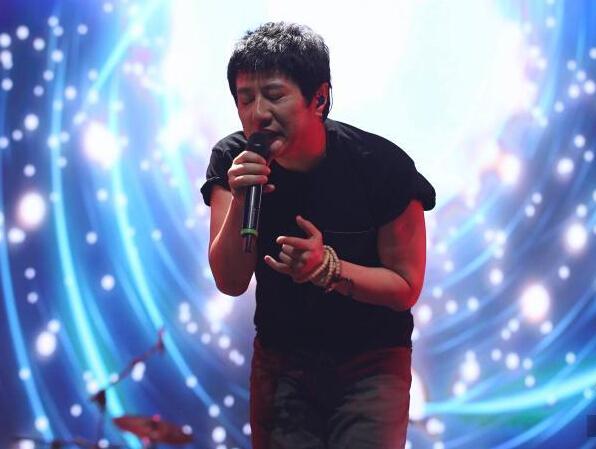 ��ҡ��30�ꡱѲ���ݳ��� ֣���ų����ο�����