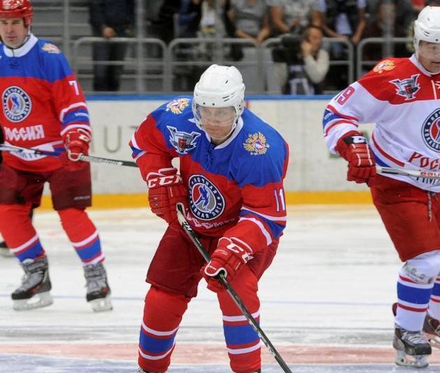 ����ͳ�վ��μӱ������ ��߳���˧��ʮ�㡱