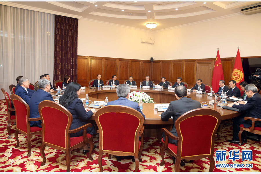 11��2�գ�����Ժ�������ǿ�ڱ�ʲ������ͳ��ۡ���������˹˹̹��ͳ��̹��Ү�� �»������Ҧ��ΰ��