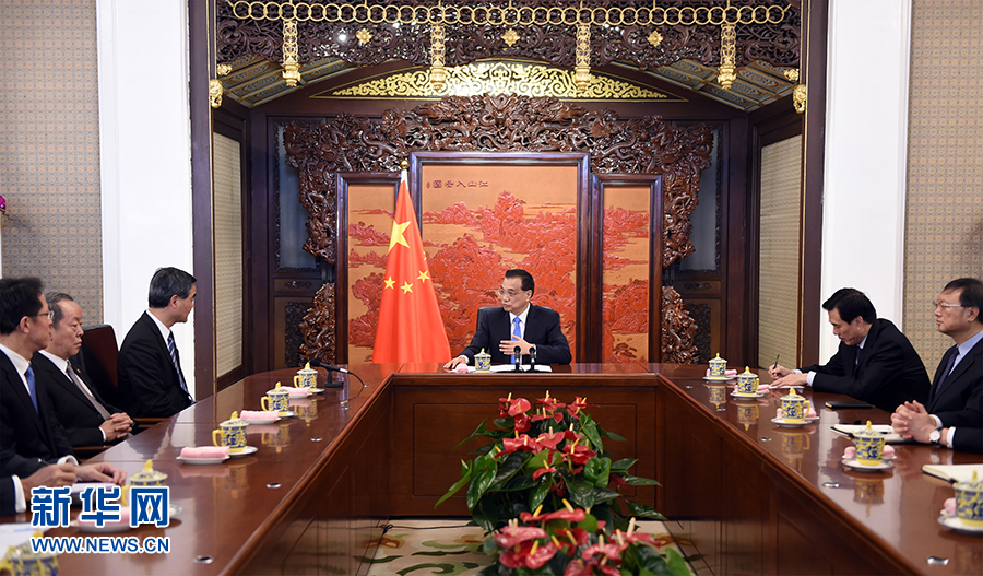 12��23�գ�����Ժ�������ǿ�ڱ������Ϻ��Ϲ����������ְ������ر�������������������Ӣ�� �»������л������